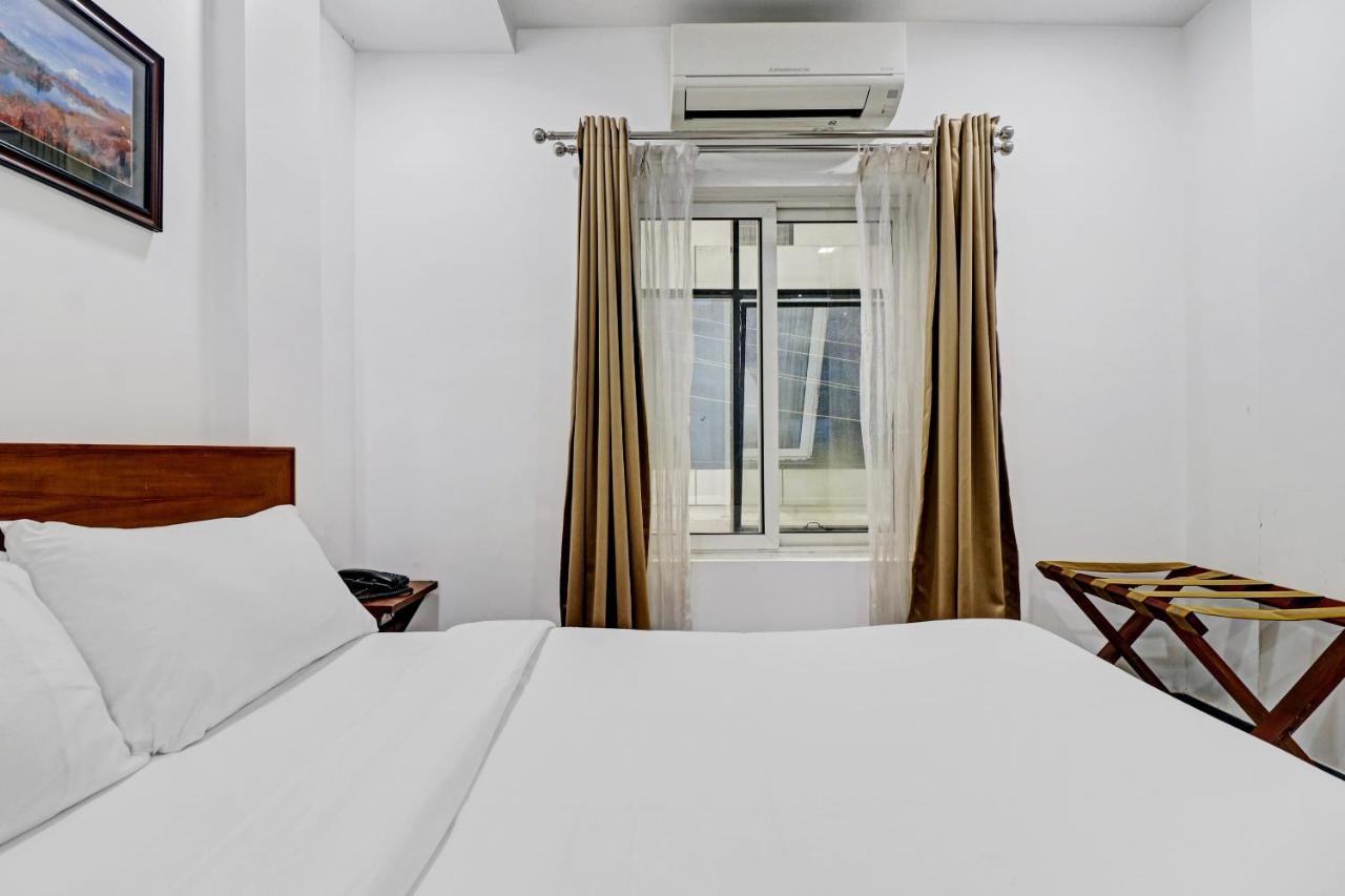 Oyo Townhouse 595 Majestic Inn Kochi Esterno foto